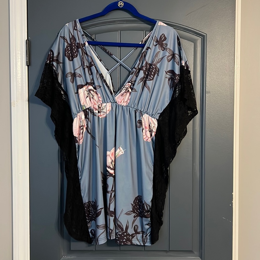 Loveu Dear Tunic-Style Dressy Top